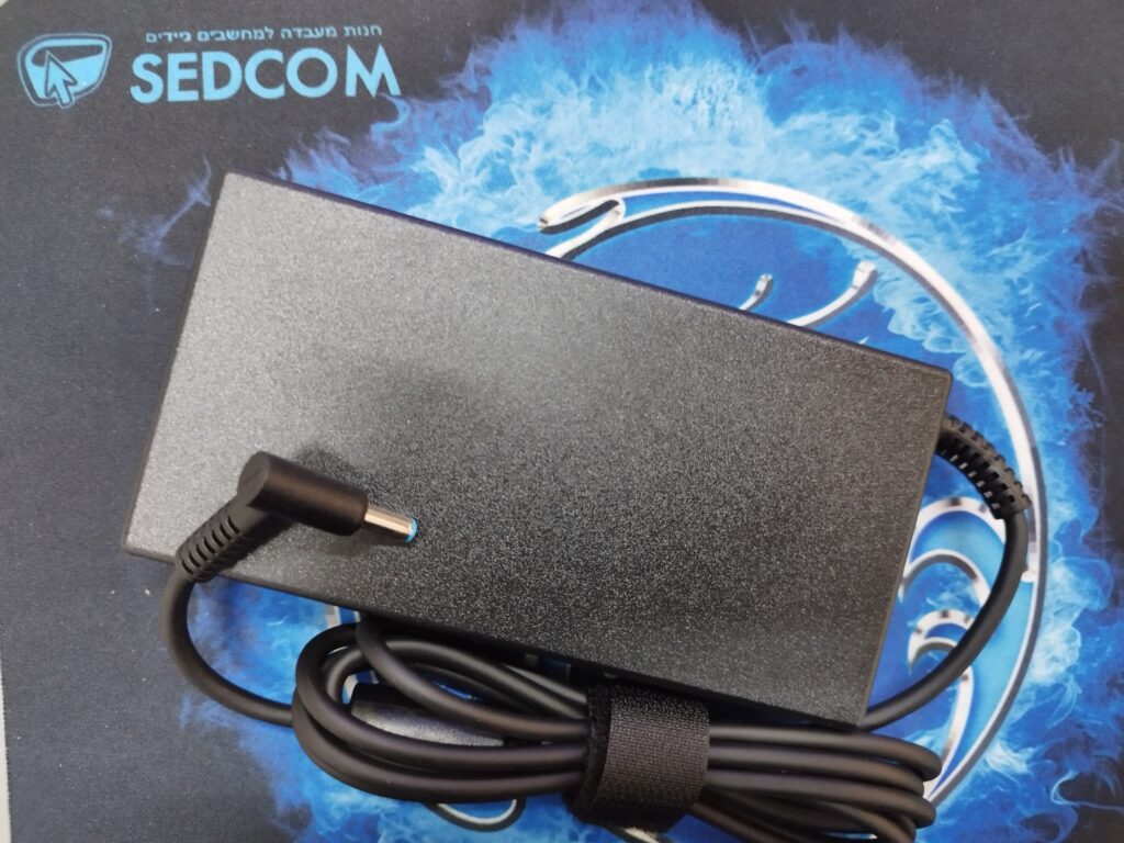 מטען מקורי HP 120W חיבור כחול 4.5×3.0 מ״מ