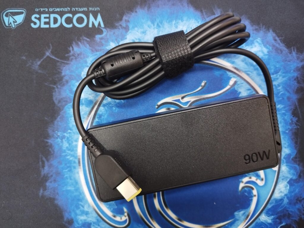 מטען Lenovo 90W עם חיבור מלבני (USB Type A) צהוב