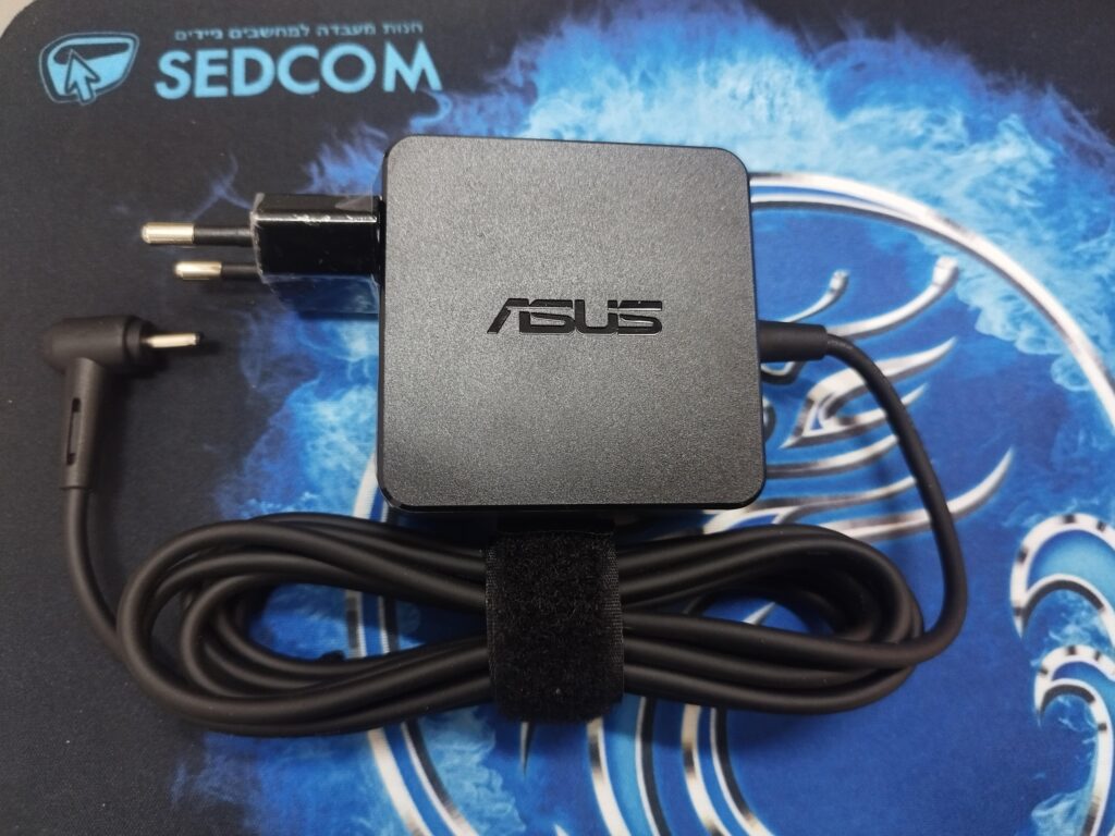 מטען מקורי למחשב נייד ASUS 65W עם חיבור 3.0X1.1 מ"מ