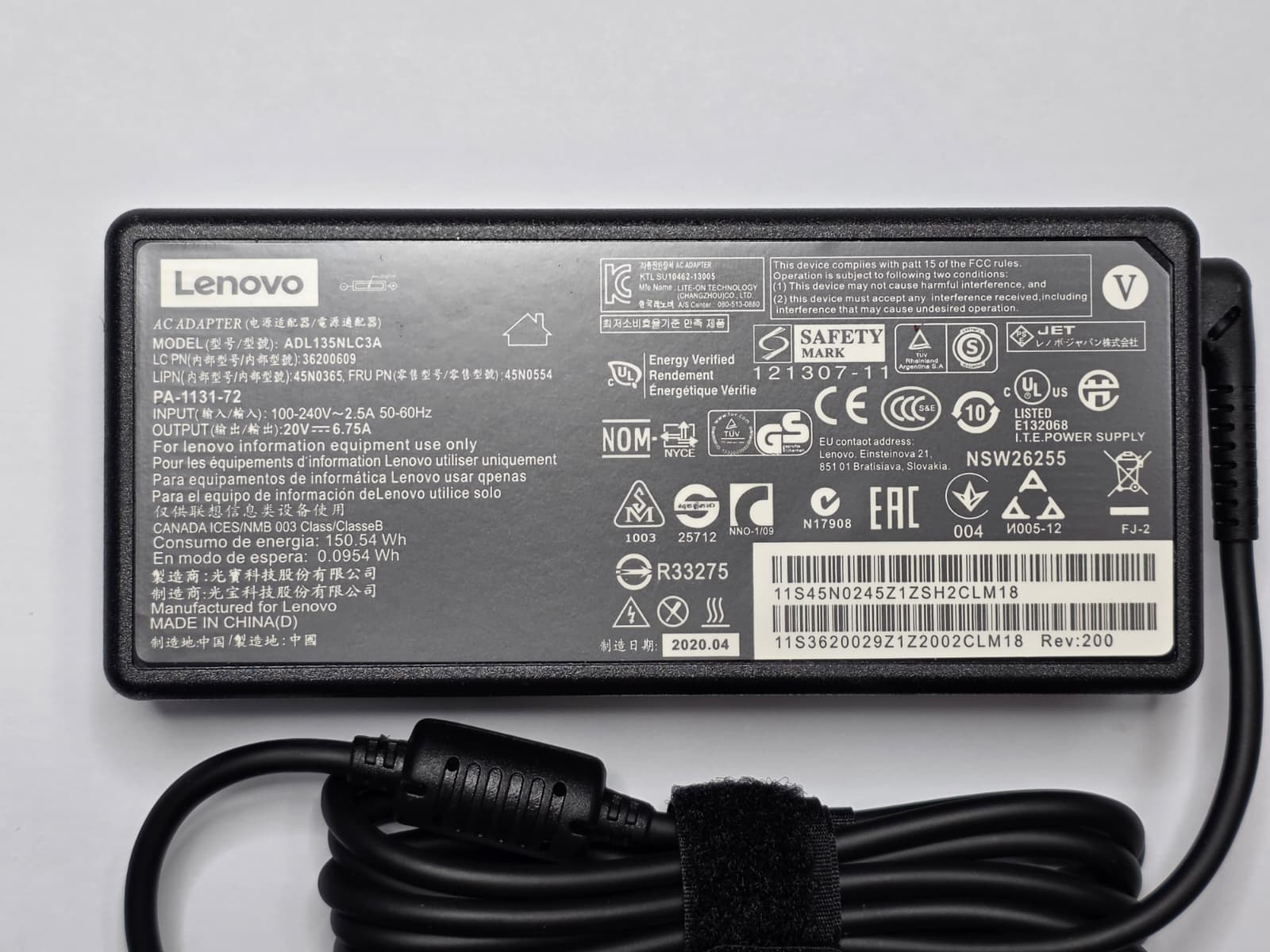מטען מקורי למחשב נייד Lenovo USB (slim tip) 135W לנובו – תמונה 3
